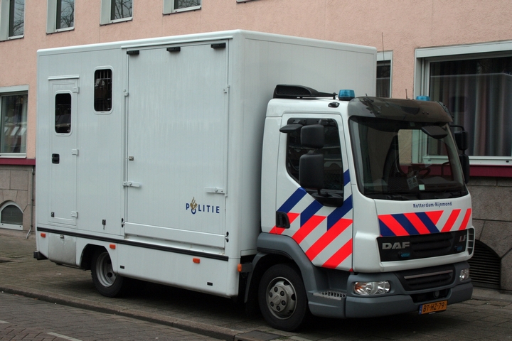 Daf LF mounted police Rotterdam-Rijnmond