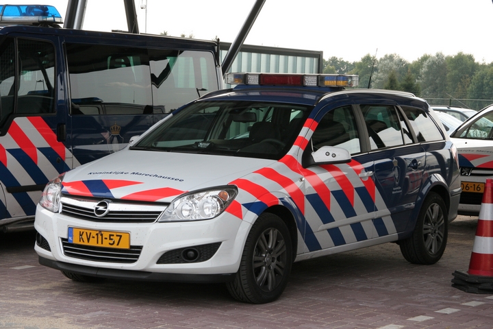Opel Astra Caravan Dutch military police