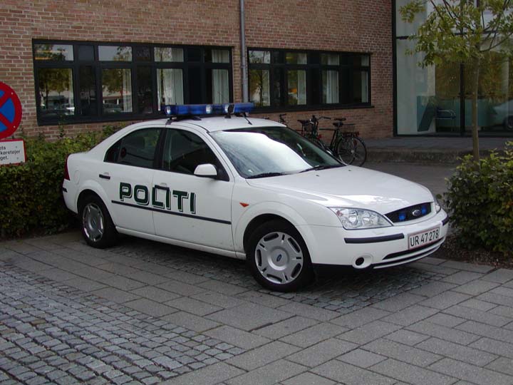 Politi Copenhagen Ford Mondeo patrolcar