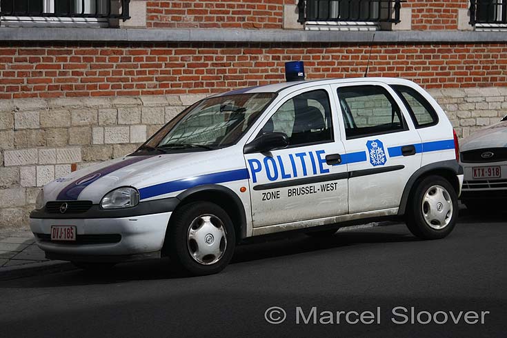 Politie zone Brussel-West Opel Corsa