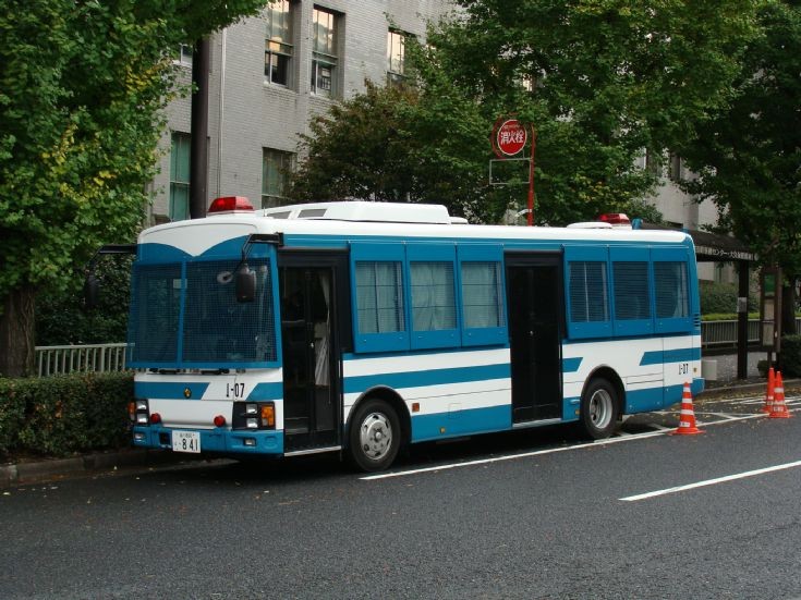 Tokyo Police Department Riot police Isuzu