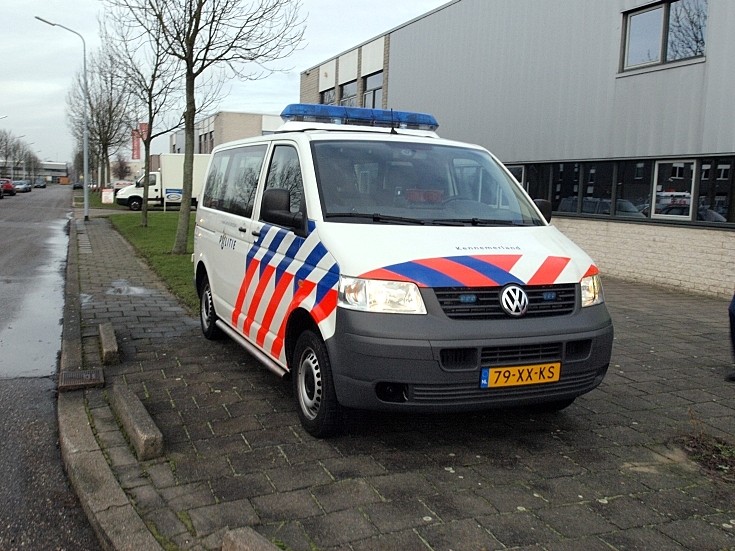 Politie Kennemerland, VW, 79-XX-KS
