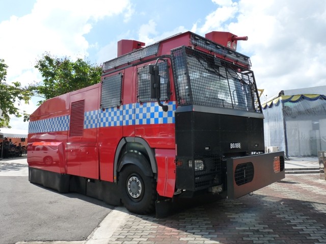 Mercedes Water Cannon Brunei police