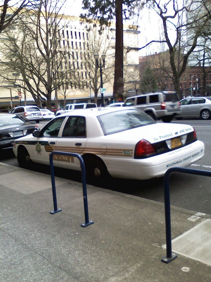 Ford Crown Victoria, Portland, Oregon