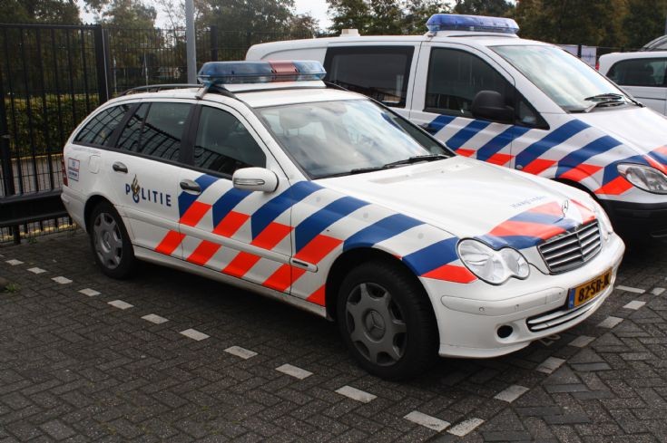Mercedes Benz C220 politie Haaglanden