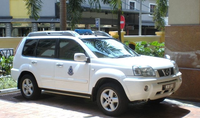 Malaysia Police - Nissan Xtrail