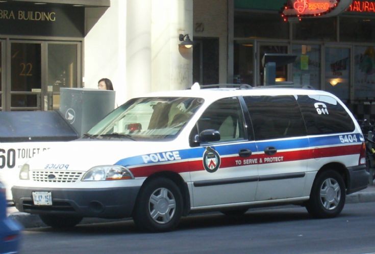 Toronto Police Services unit 5404