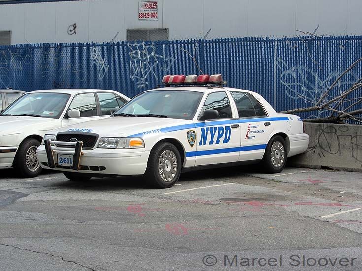 Ford Crown Victoria car 2611 NYPD Manhattan NYC