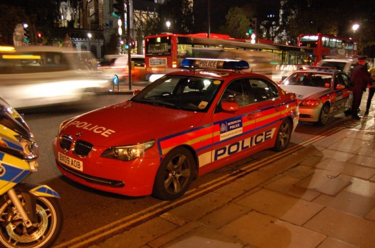 MET POLICE BMW 5 series BX09 AOB