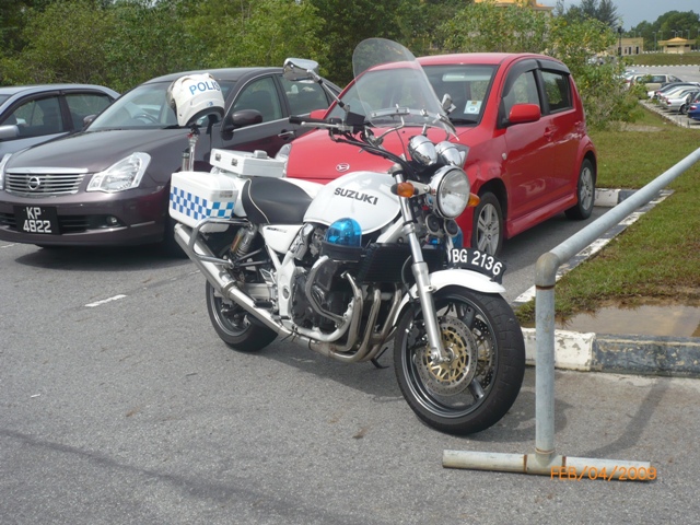 RBPF Suzuki GS300E bike